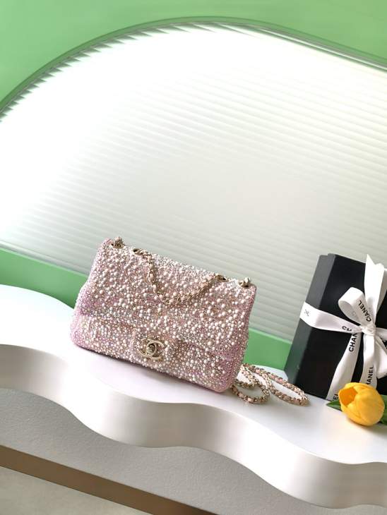 Picture of Chanel Handbags _SKUfw239871705fw